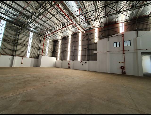 3,300M² WAREHOUSE TO LET IN ISANDO